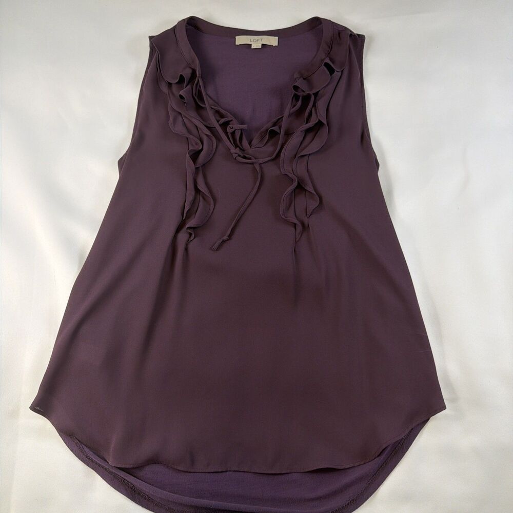 LOFT Blouse Womens Small Purple Ruffle V-Neck Sleeveless Shell Pullover Classic
